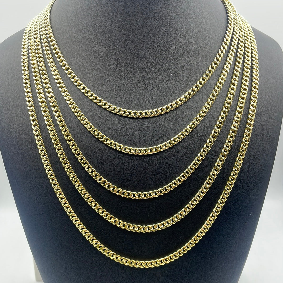 10K Gold 5mm Miami Cuban Link Chain 16–24 in, 16" - close-up product photo