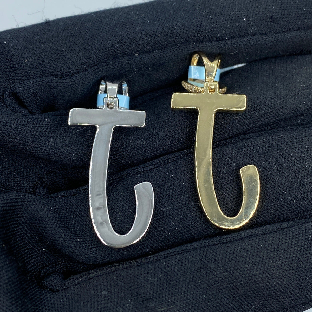 14K Gold Script Initial J Heart Diamond Pendant - additional product view 3