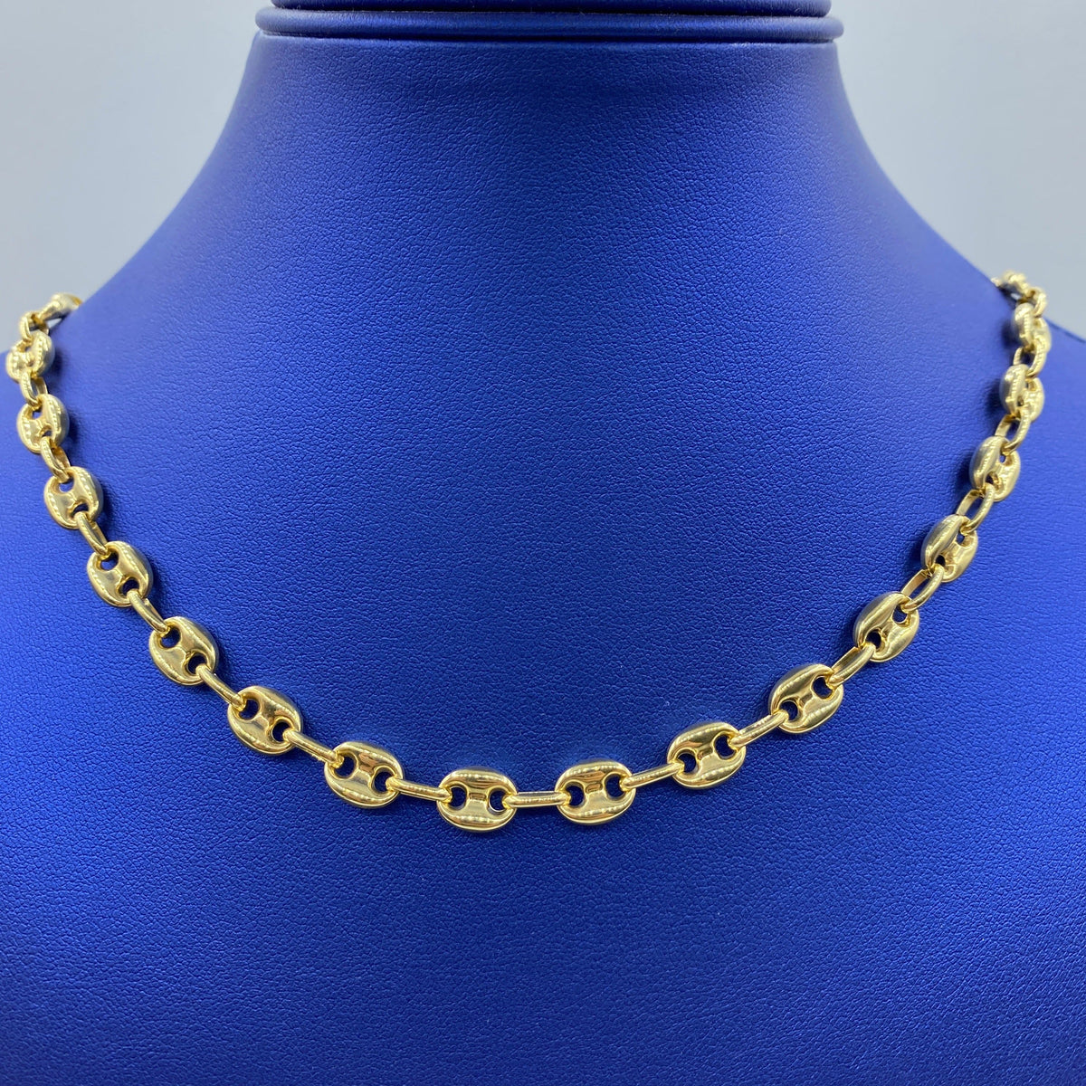 14K Gold Puffed Mariner Link Chain, 8mm - close-up product photo