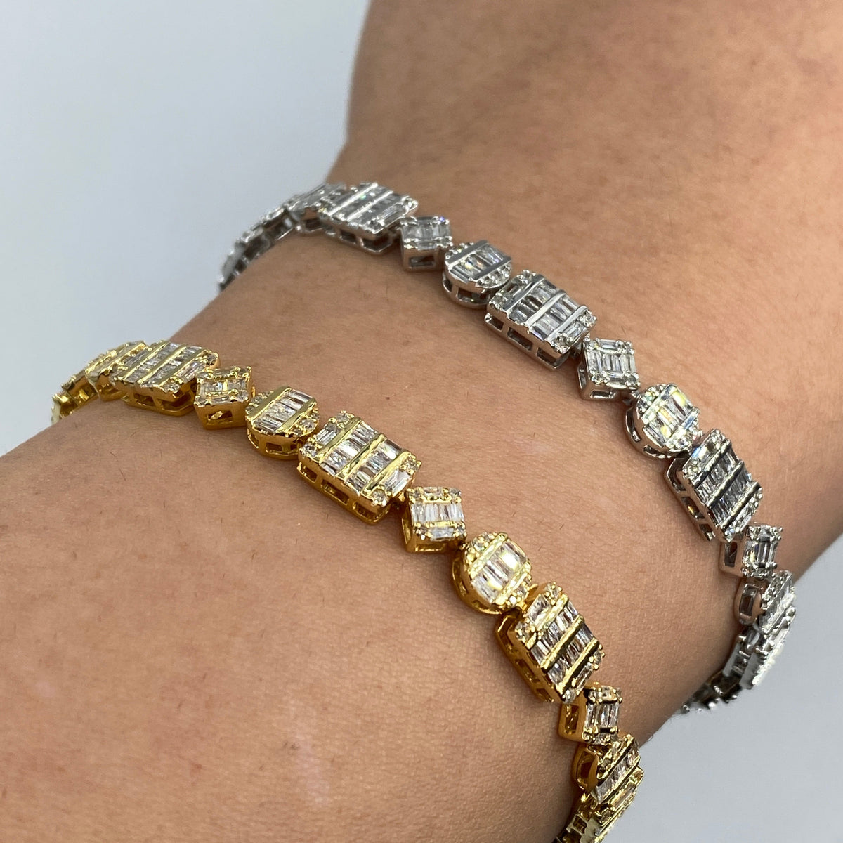 10K Gold 6mm Diamond Baguette Geometric Link Bracelet 8 in - additional product view 3