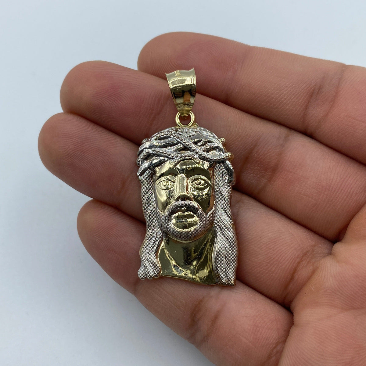 14K Gold Jesus Head Pendant 1.9 in - additional product view 3