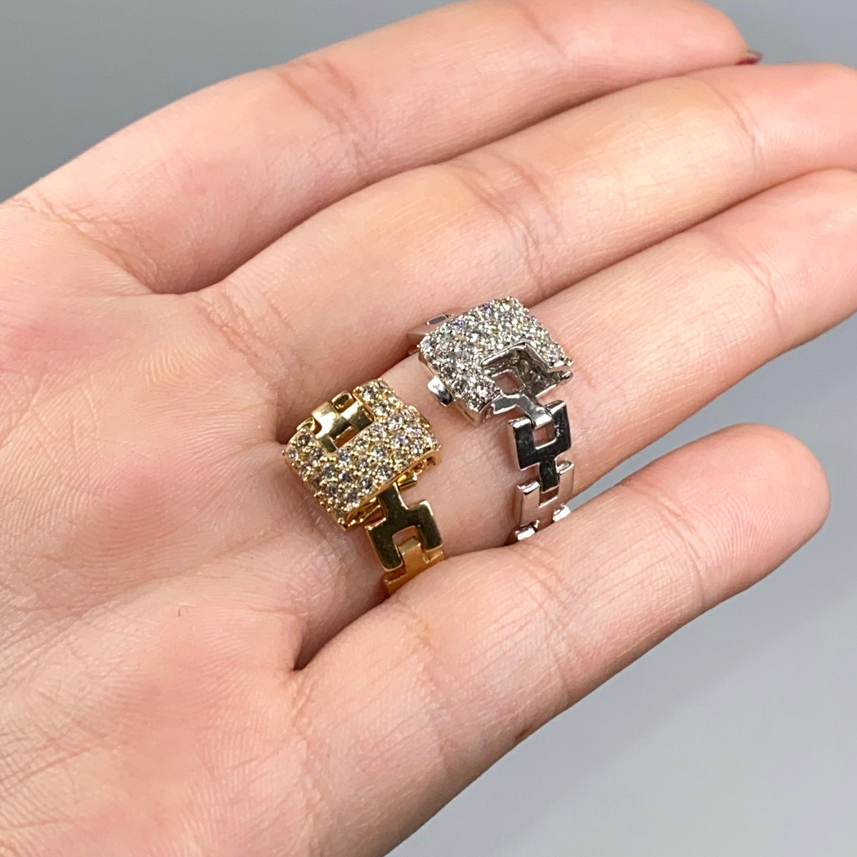14K Gold Link Diamond Clasp Ring - additional product view 3