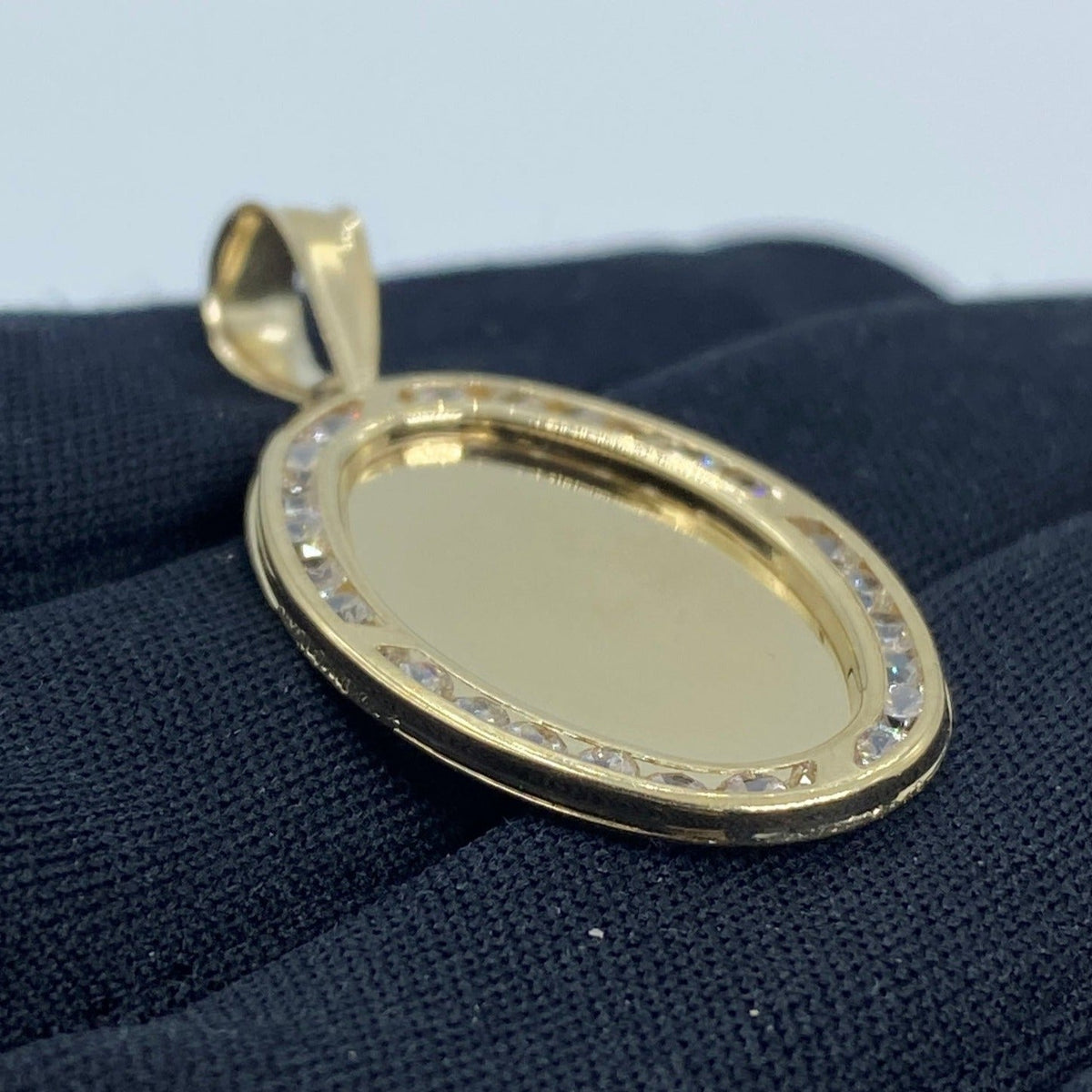 10K Gold Oval Picture Photo CZ Pendant - additional product view 3