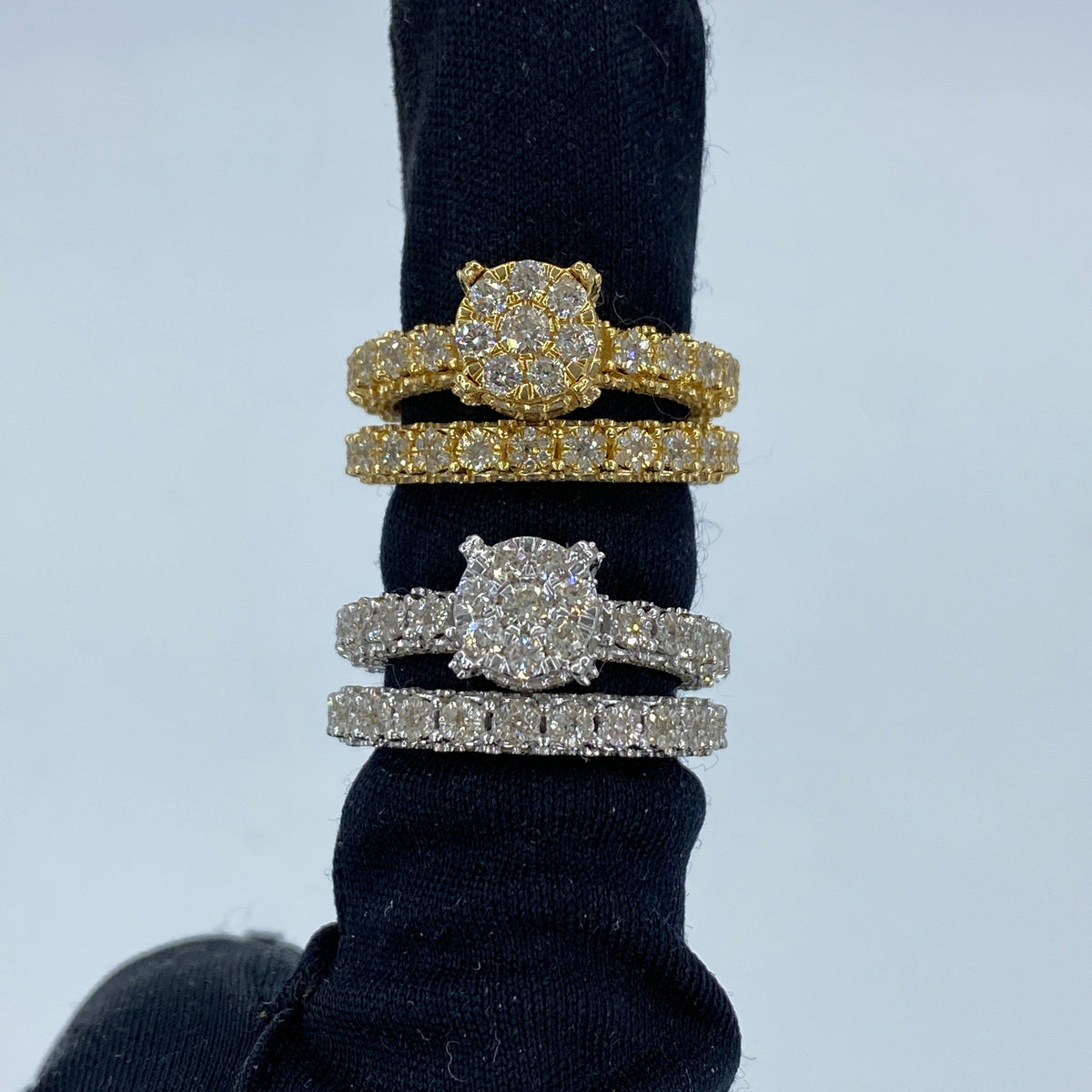 14K Gold Bloom Circle Diamond Engagement Ring with Stacking Band - additional product view 4