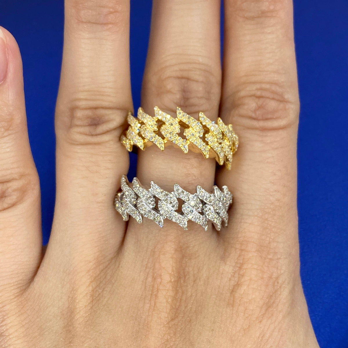 10K Gold Thorn Diamond Ring - additional product view 3