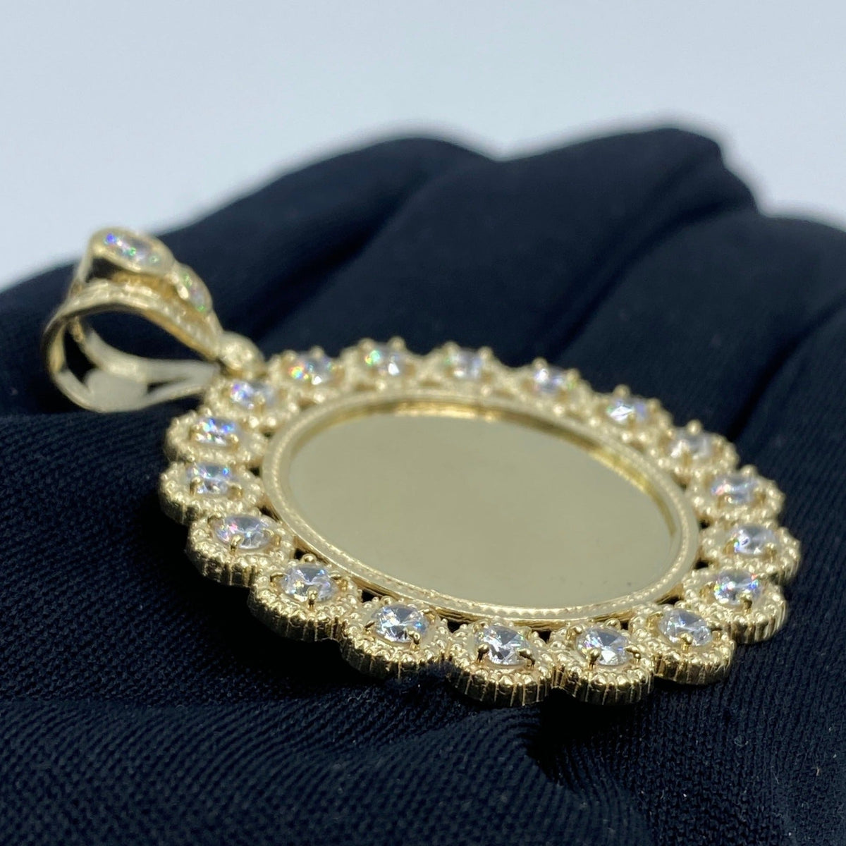 10K Gold Circle Flowers Picture Photo CZ Pendant - additional product view 3