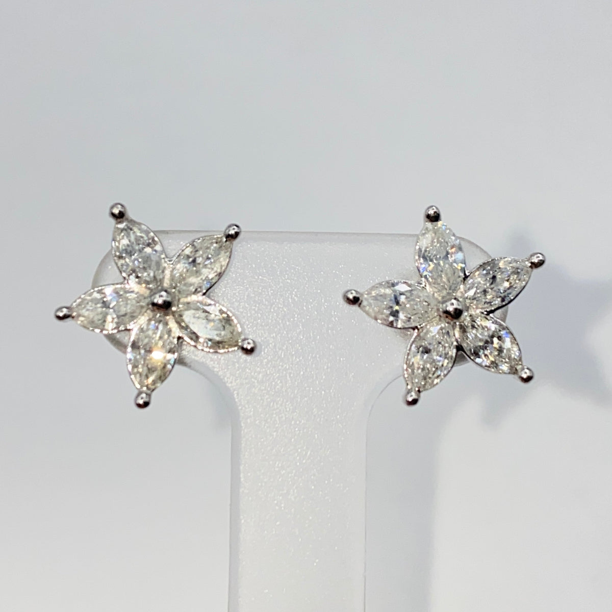 14K Gold Summer Flower Diamond Earrings - additional product view 5