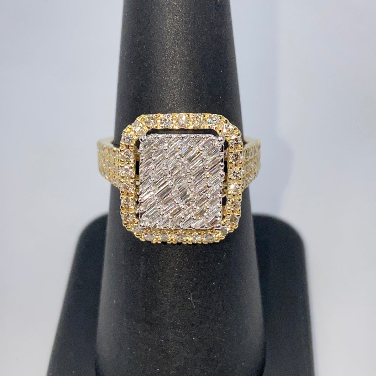 14K Gold Rain Box Halo Diamond Baguette Ring - additional product view 7