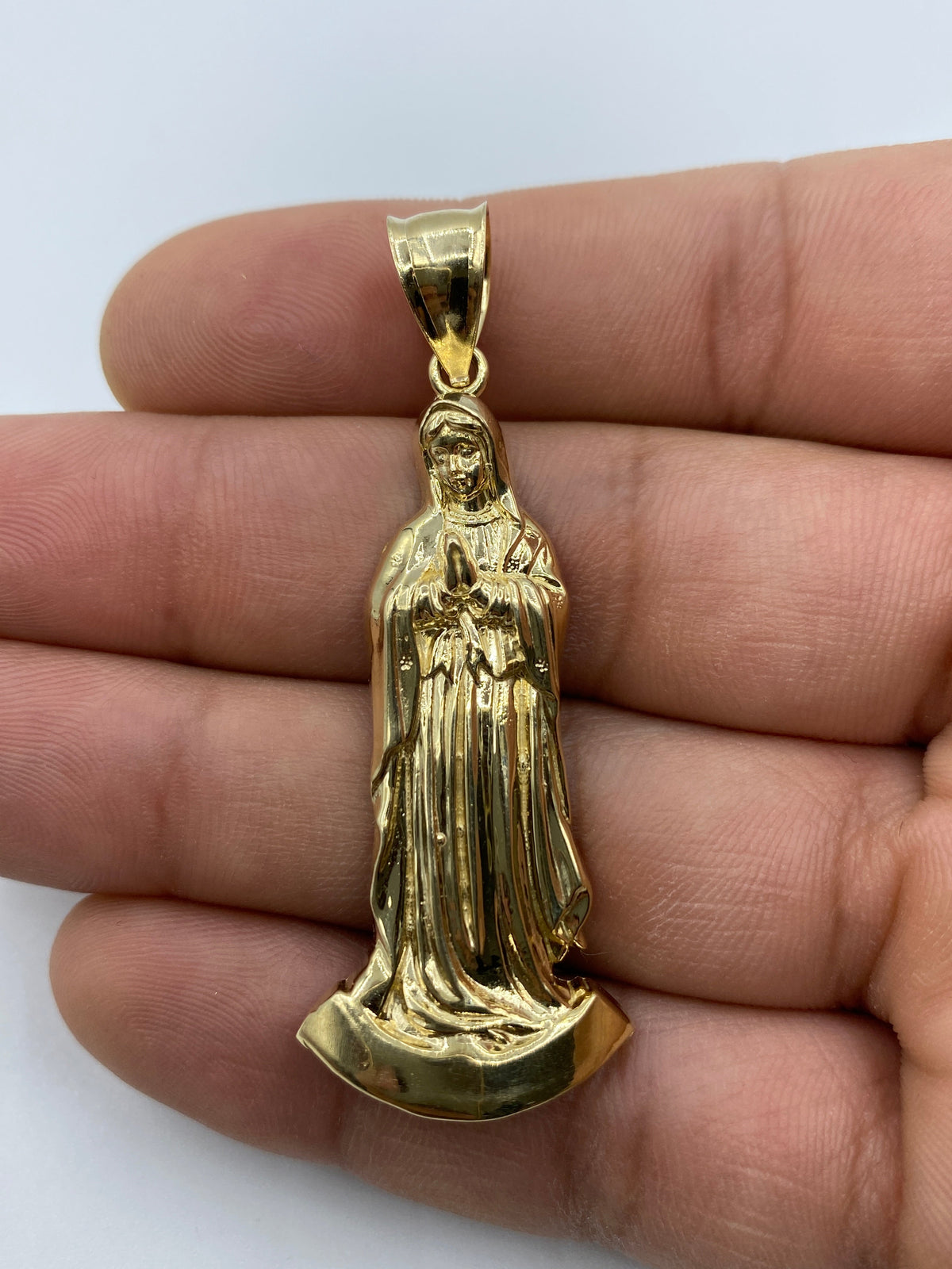 14K Gold Virgin Mary Pendant - additional product view 2