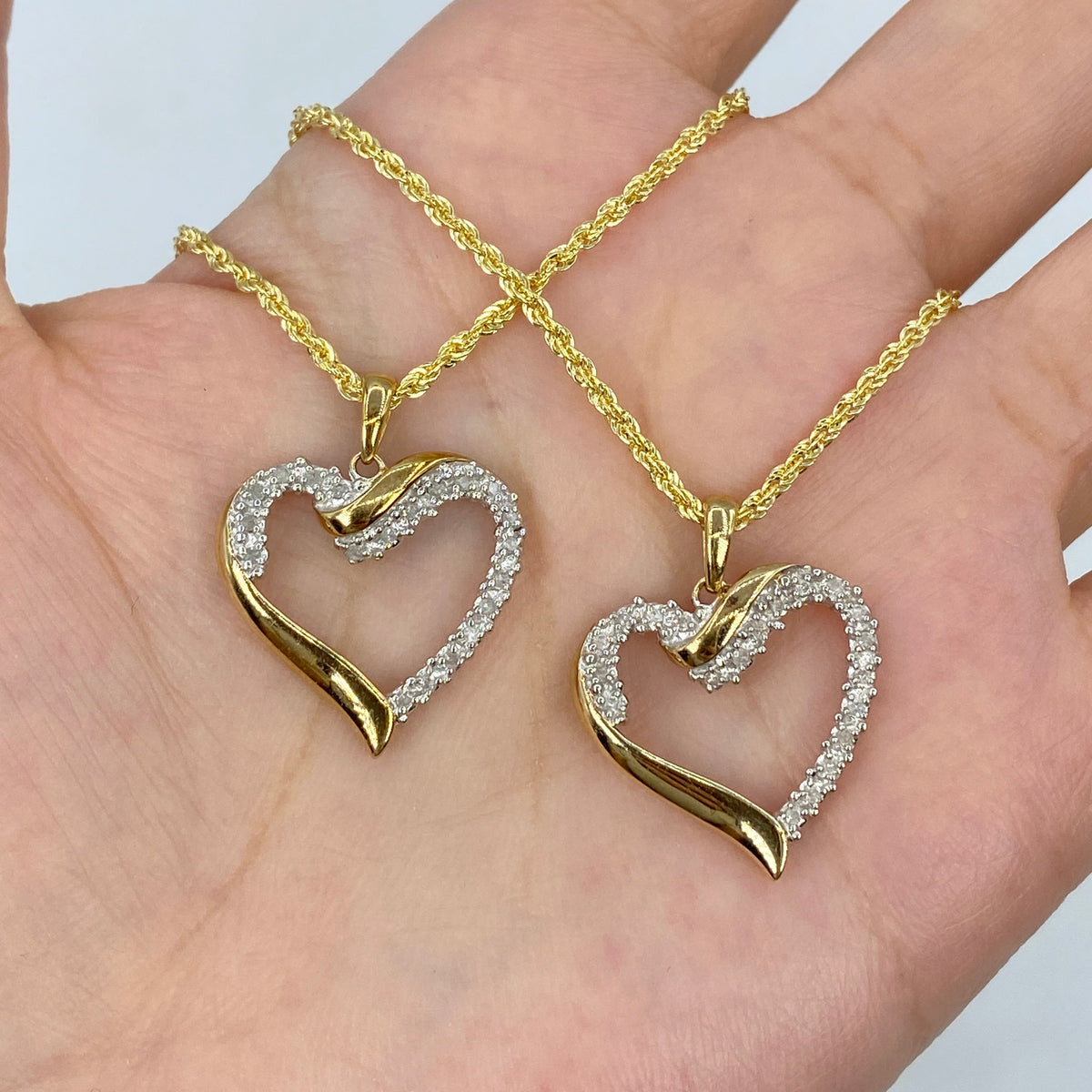 10K Gold Ribbon Heart Diamond Pendant Necklace - additional product view 2