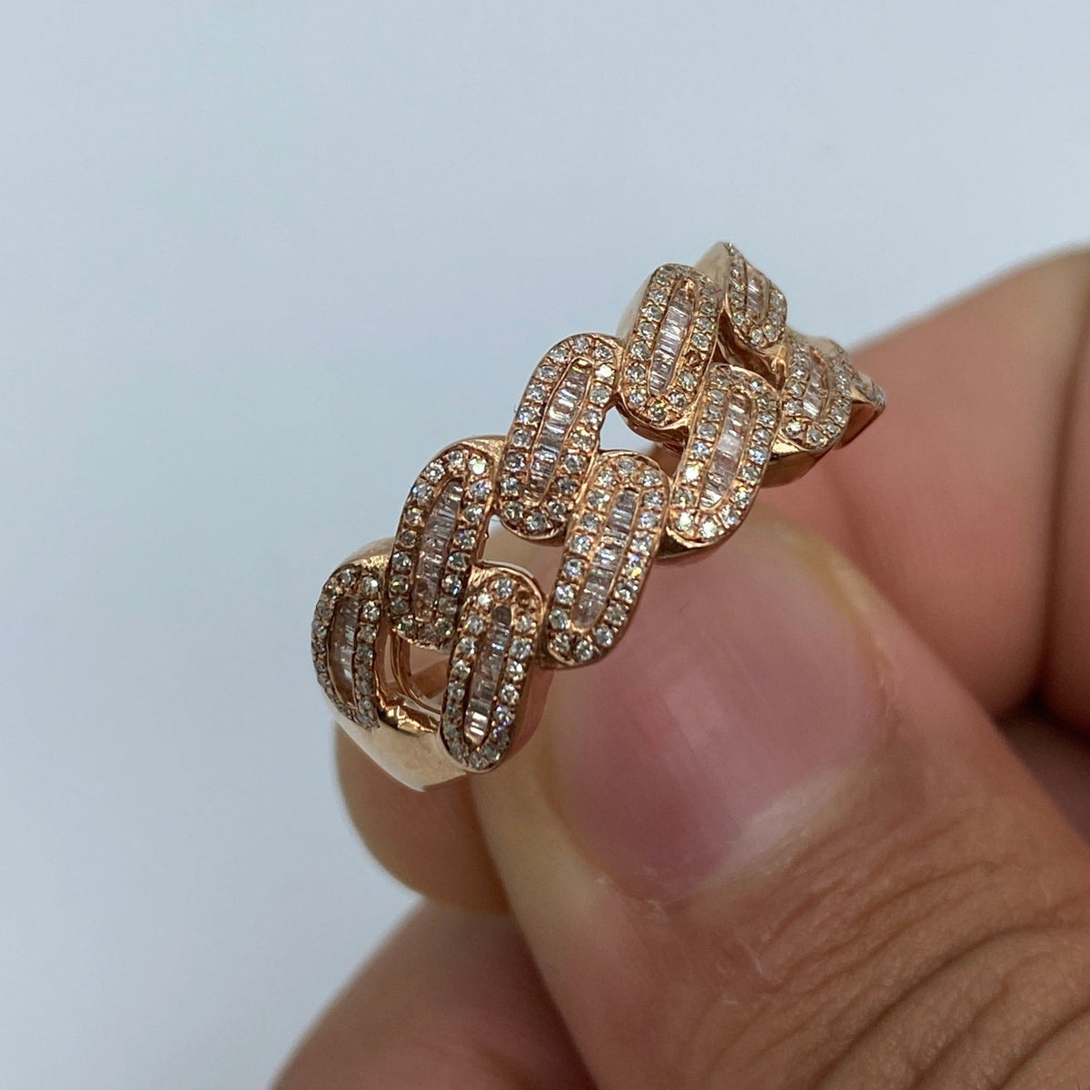 10K/14K Gold 9mm Rounded Cuban Link Diamond Baguette Ring in rose gold, 14K - close-up product photo