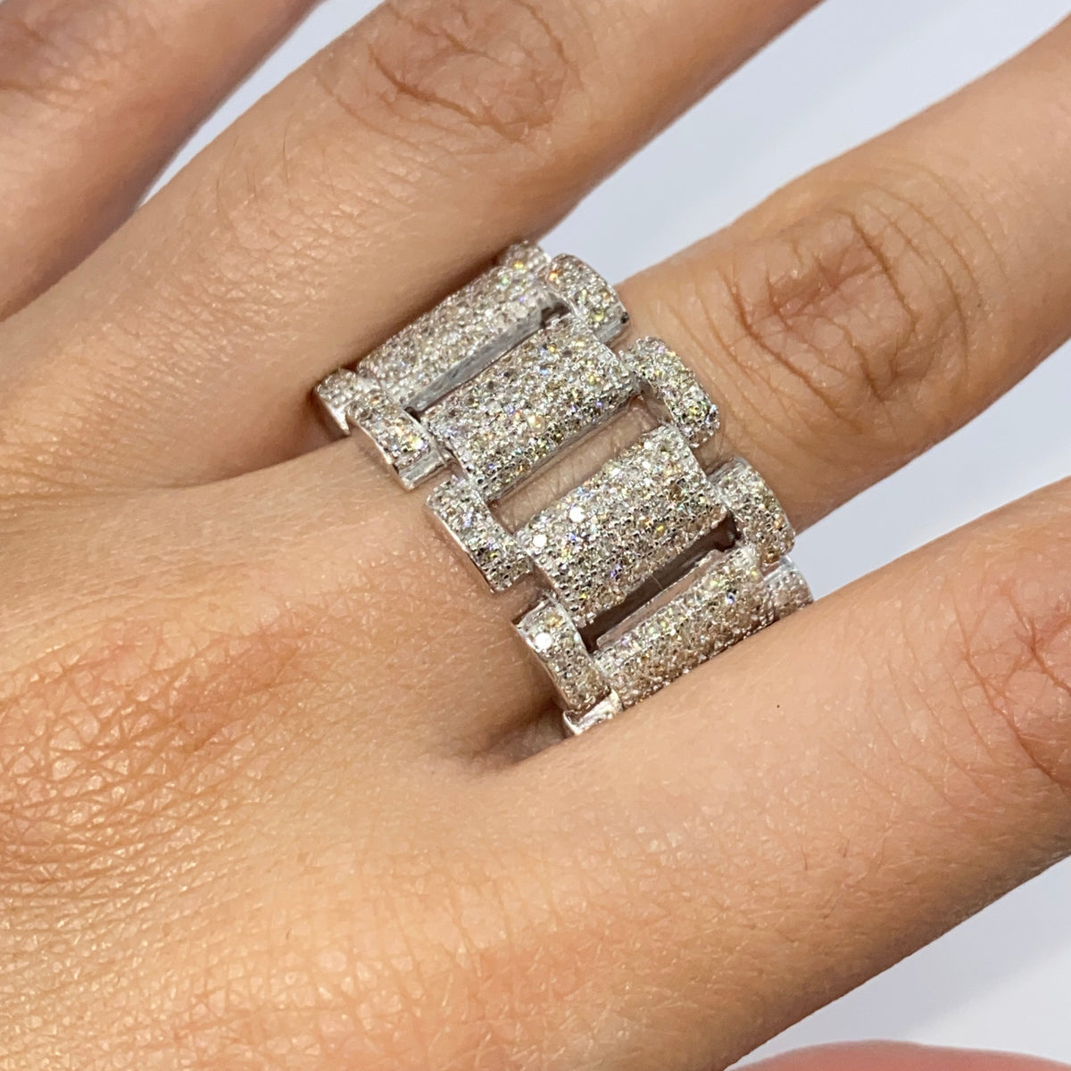 10K Gold/14K 15mm Watchband Diamond Ring in white gold, 10K - close-up product photo