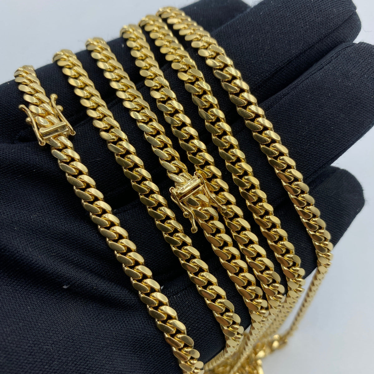 14K Gold 5.2mm Solid Miami Cuban Link Chain 22–26 in - additional product view 4