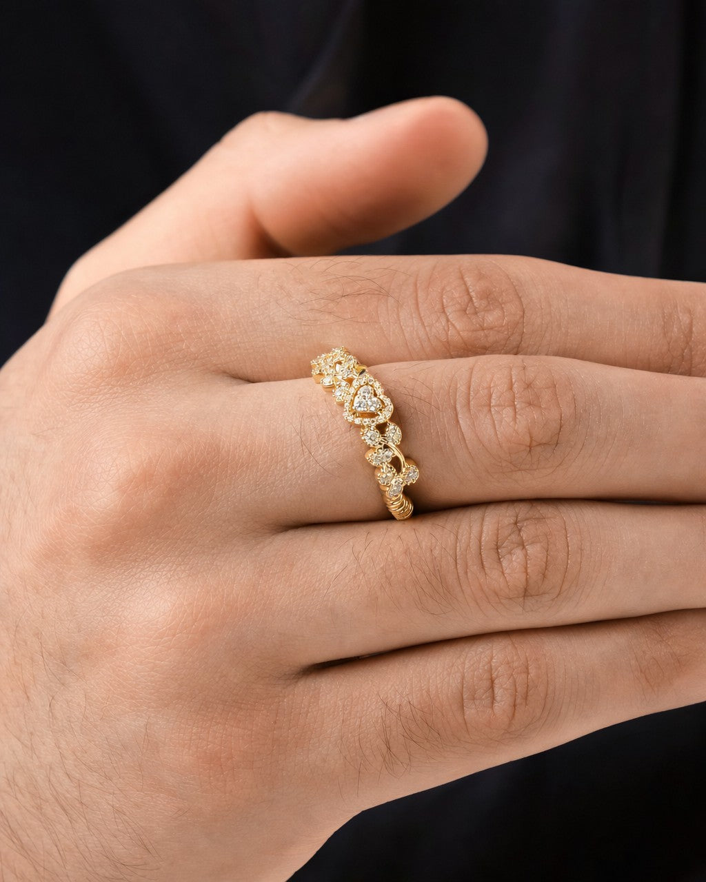 Male model wearing 10K Heart Ring with Petals