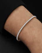 Male model wearing 10k 2.5mm Diamond Dream Bracelet