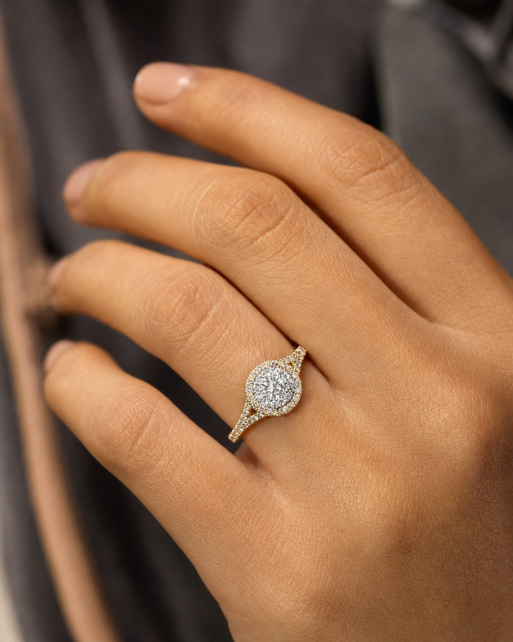 Female model wearing 14K Ballad Circle Diamond Engagement Ring