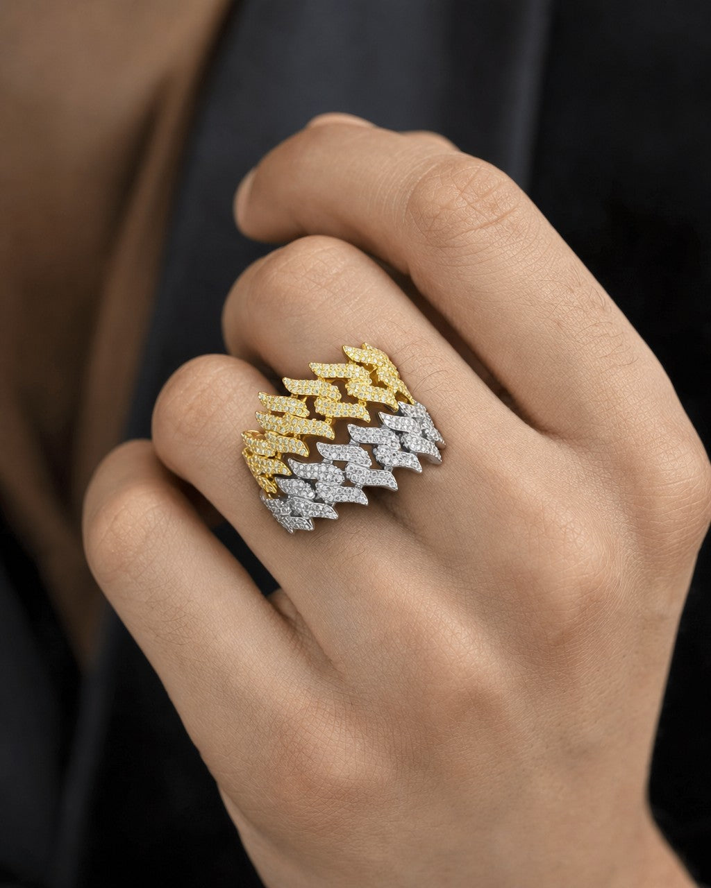 Male model wearing 10K Thorn Diamond Ring