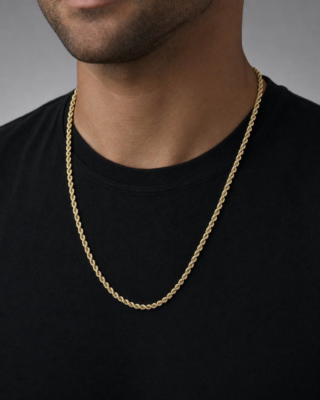 Male model wearing 10K 4MM Rope Chain 23"