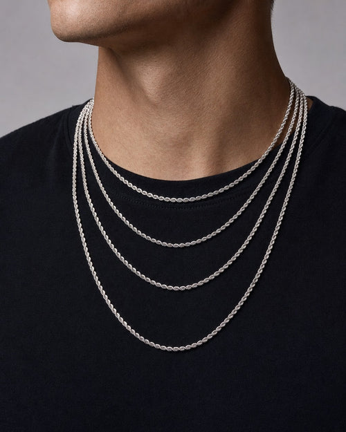 Male model wearing 10K 2.8MM Rope Chain in Gold 16-24"