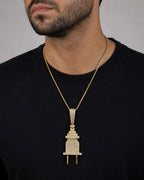 Male model wearing Plug Pendant 0.8ct