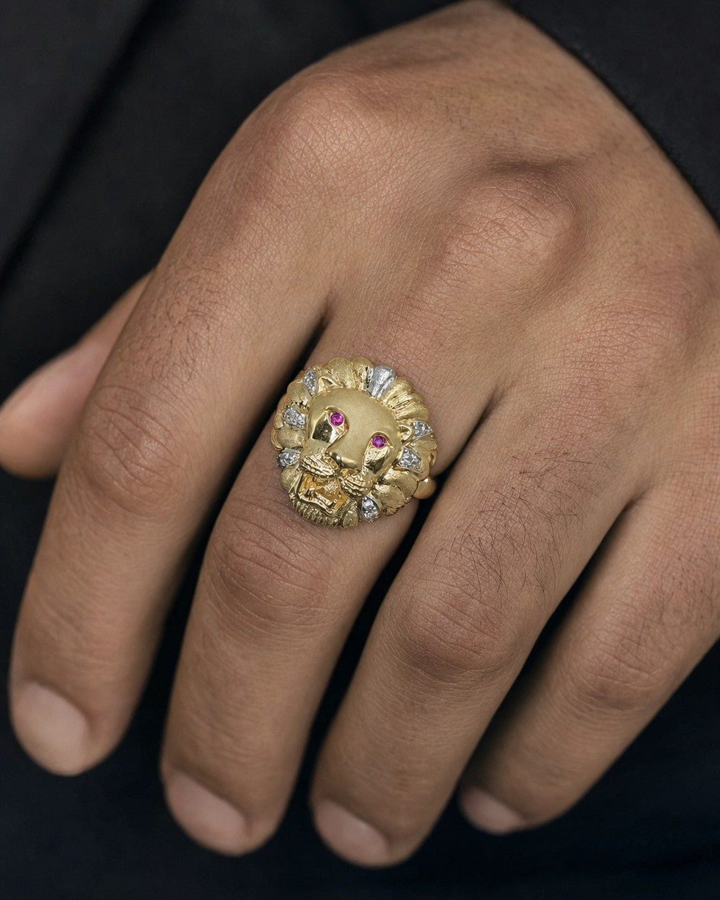 Male model wearing 14K Lion Ring