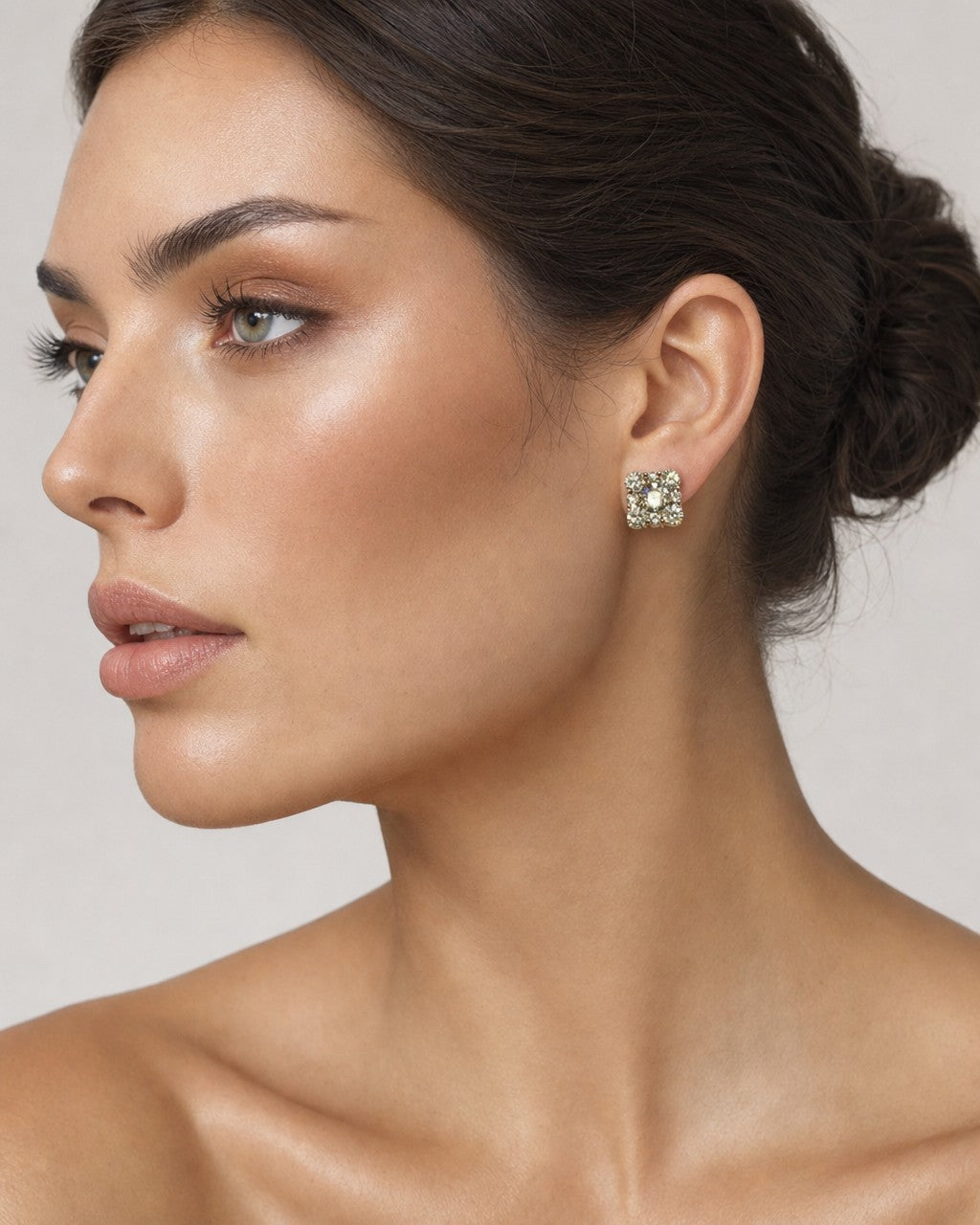 Female model wearing 14K Square Stud Earrings 2.5ct